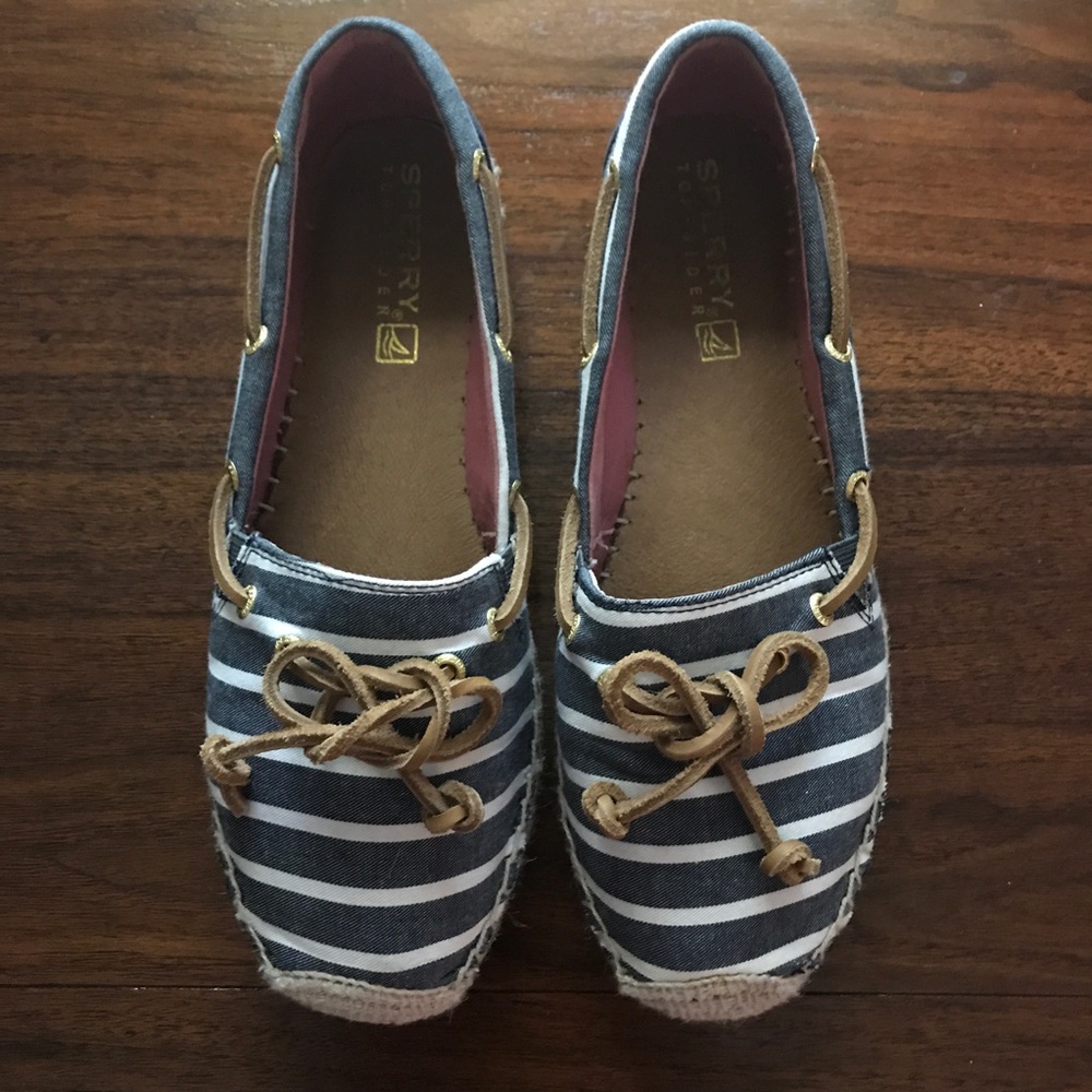 Sperry navy blue and white espadrilles